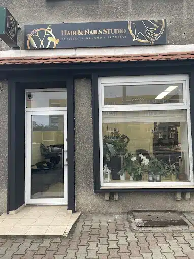 hair & nails studio